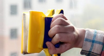 Описание устройства и работы щетки для мытья окон с двух сторон