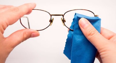 Как убрать царапины с очков и отполировать их в домашних условиях?