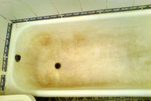 Как очистить ванну от желтого налета в домашних условиях?