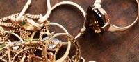 Как почистить золото с бриллиантами в домашних условиях